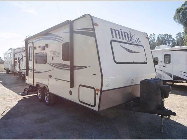 2015 Forest River Rockwood Mini Lite Photo