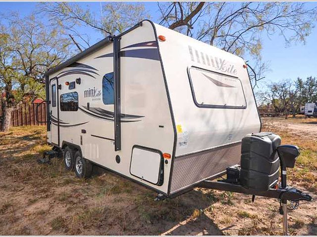 2015 Forest River Rockwood Mini Lite Photo