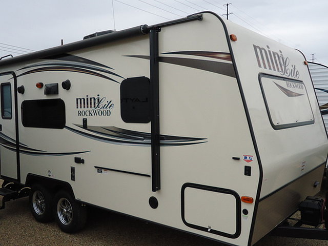 2016 Forest River Rockwood Mini Lite Photo
