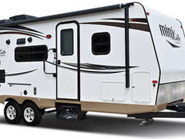 2015 Forest River Rockwood Mini Lite Photo
