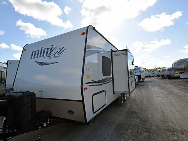 2015 Forest River Rockwood Mini Lite Photo
