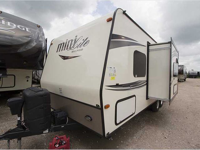 2015 Forest River Rockwood Mini Lite Photo
