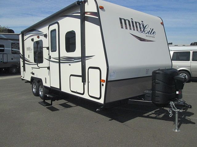 2015 Forest River Rockwood Mini Lite Photo