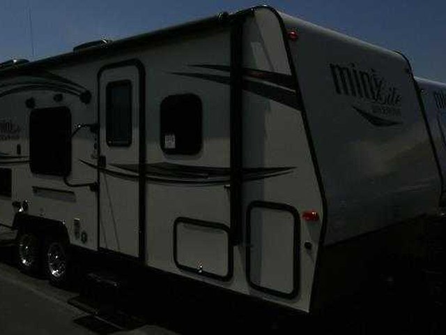 2016 Forest River Rockwood Mini Lite Photo