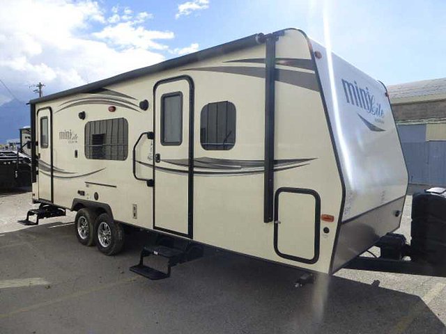 2015 Forest River Rockwood Mini Lite Photo