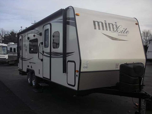 2015 Forest River Rockwood Mini Lite Photo