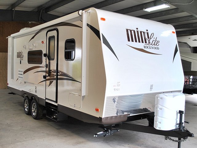2015 Forest River Rockwood Mini Lite Photo