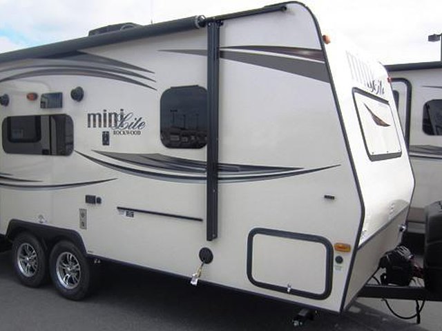 2015 Forest River Rockwood Mini Lite Photo