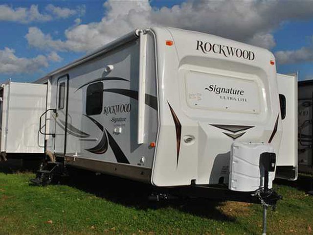 2015 Forest River Rockwood Signature Photo