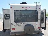 2016 Forest River Rockwood Signature Ultra Lite Photo #4