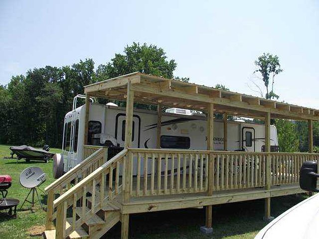 2010 Forest River Rockwood Signature Ultra Lite Photo