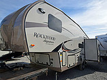 2015 Forest River Rockwood Signature Ultra Lite Photo #2