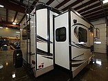 2015 Forest River Rockwood Signature Ultra Lite Photo #4