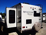 2015 Forest River Rockwood Signature Ultra Lite Photo #18