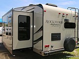 2016 Forest River Rockwood Signature Ultra Lite Photo #20