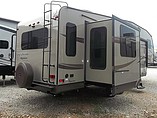 2015 Forest River Rockwood Signature Ultra Lite Photo #4