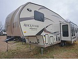 2015 Forest River Rockwood Signature Ultra Lite Photo #4