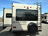 2015 Forest River Rockwood Signature Ultra Lite Photo #4