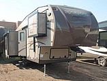 2015 Forest River Rockwood Signature Ultra Lite Photo #2