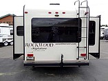 2016 Forest River Rockwood Signature Ultra Lite Photo #5