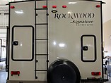 2015 Forest River Rockwood Signature Ultra Lite Photo #23