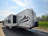 2015 Forest River Rockwood Signature Ultra Lite Photo #2