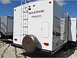 2015 Forest River Rockwood Signature Ultra Lite Photo #4
