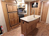 2015 Forest River Rockwood Signature Ultra Lite Photo #17