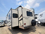 2015 Forest River Rockwood Signature Ultra Lite Photo #2