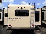 2015 Forest River Rockwood Signature Ultra Lite Photo #4