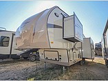 2015 Forest River Rockwood Signature Ultra Lite Photo #4