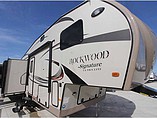 2015 Forest River Rockwood Signature Ultra Lite Photo #3