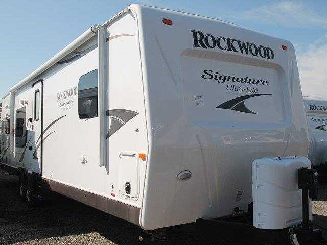 2014 Forest River Rockwood Signature Ultra Lite Photo