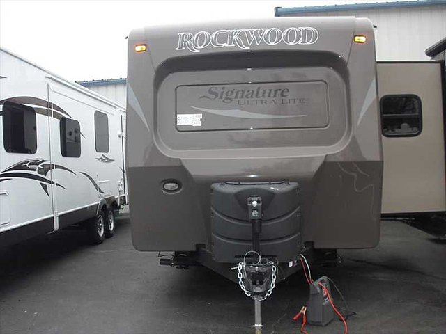 2015 Forest River Rockwood Signature Ultra Lite Photo