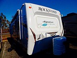 2015 Forest River Rockwood Signature Ultra Lite Photo #3