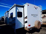 2015 Forest River Rockwood Signature Ultra Lite Photo #5