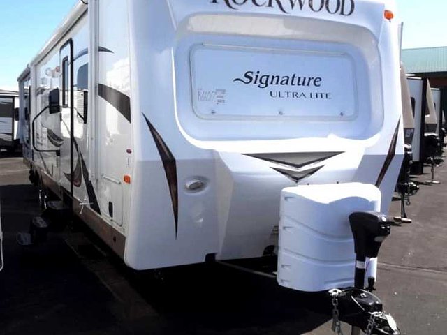 15 Forest River Rockwood Signature Ultra Lite