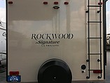 2016 Forest River Rockwood Signature Ultra Lite Photo #8