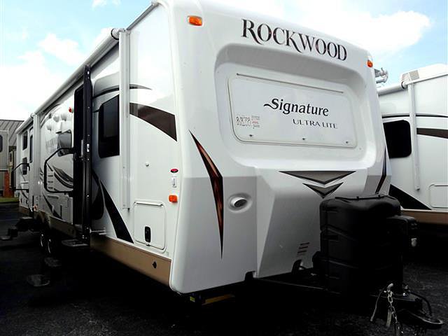 16 Forest River Rockwood Signature Ultra Lite