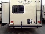 2015 Forest River Rockwood Signature Ultra Lite Photo #7