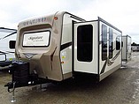2015 Forest River Rockwood Signature Ultra Lite Photo #18