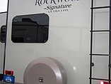 2015 Forest River Rockwood Signature Ultra Lite Photo #6