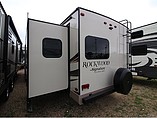 2016 Forest River Rockwood Signature Ultra Lite Photo #13
