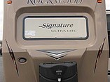 2016 Forest River Rockwood Signature Ultra Lite Photo #13