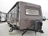 2015 Forest River Rockwood Signature Ultra Lite Photo #3