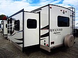 2015 Forest River Rockwood Signature Ultra Lite Photo #25