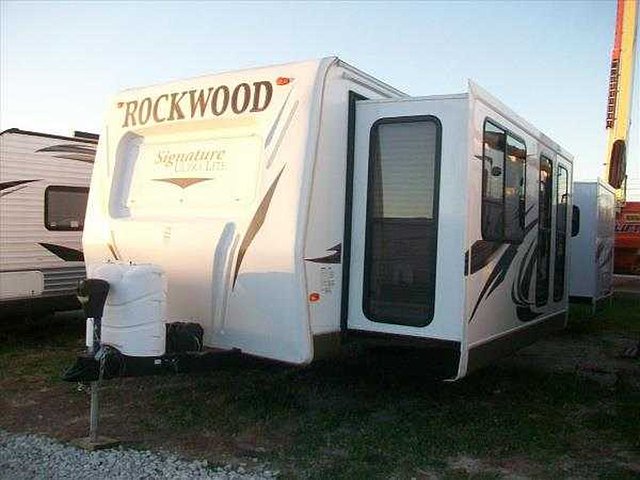 12 Forest River Rockwood Signature Ultra Lite