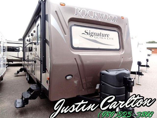 2014 Forest River Rockwood Signature Ultra Lite Photo