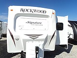 2015 Forest River Rockwood Signature Ultra Lite Photo #6