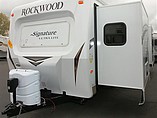 2015 Forest River Rockwood Signature Ultra Lite Photo #9